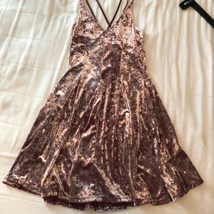 Never worn velvet dress. Size x-small.